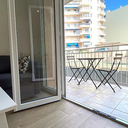 Marie Antoinette - Appartement 2 Chambres, Centre Ville, Terrasse, Moderne Antibes Esterno foto